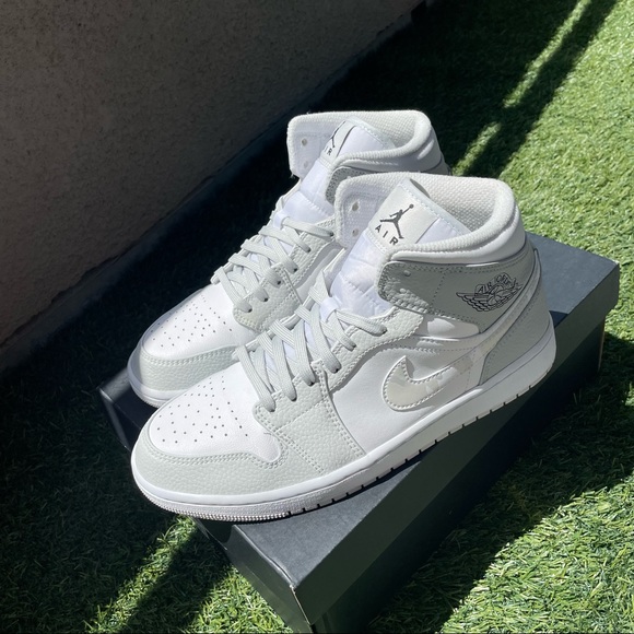 jordans 1 mid grey camo